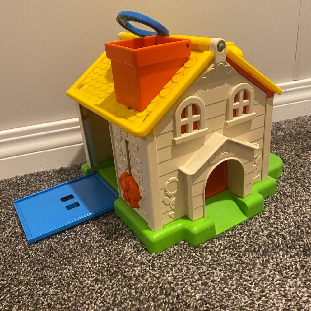 VINTAGE Fisher Price Little People toys and house